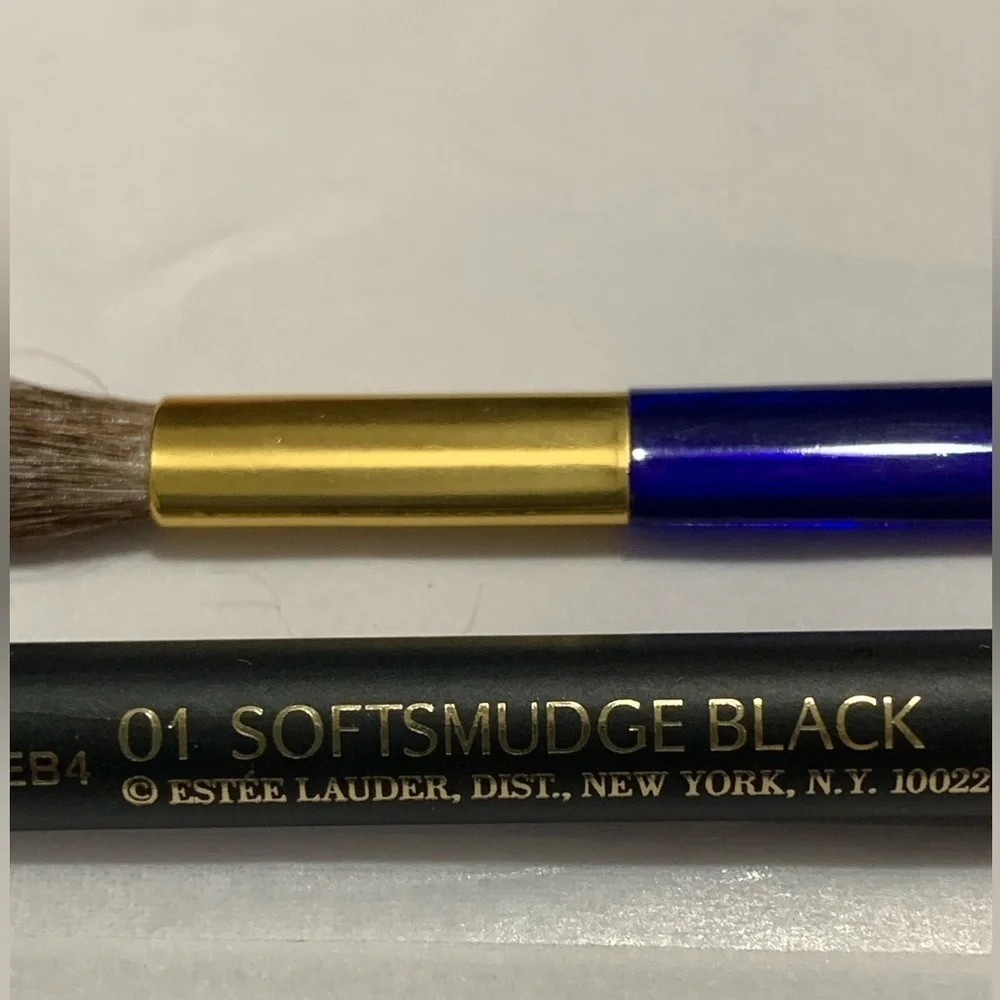 Estée Lauder Black Eyeliner / Eyeshadow Brush